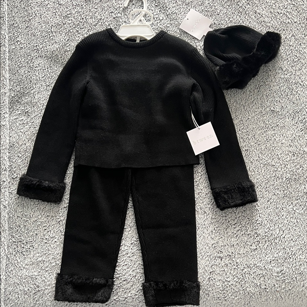 btween Black Sweater Knit 3 pc set with Faux Fur Trim and matching Hat NWT size